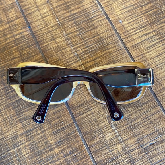 COACH Delphine S443 Rx Sunglasses & COACH Eye case, both Excellent Condition - Picture 11 of 13